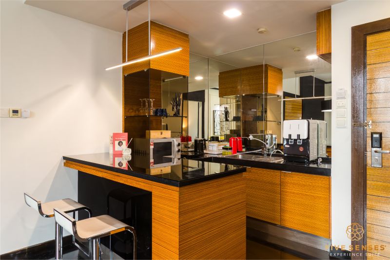 Elite Deluxe Queen Room - room photo 9